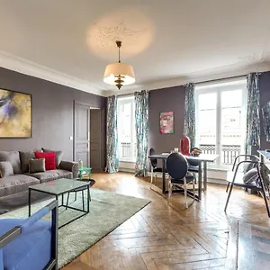 Sweett - Rue De Rivoli Apartment